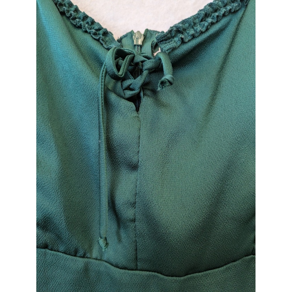 Lottie Moss‎ Mini Dress Women's Medium Green Ruffle Hem Smocked Back Tie Front - Picture 6 of 10